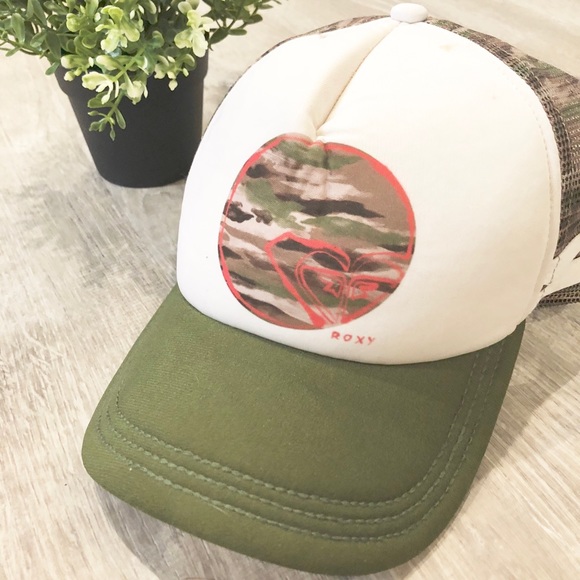 Roxy Green and White Women's Cap - Picture 1 of 9
